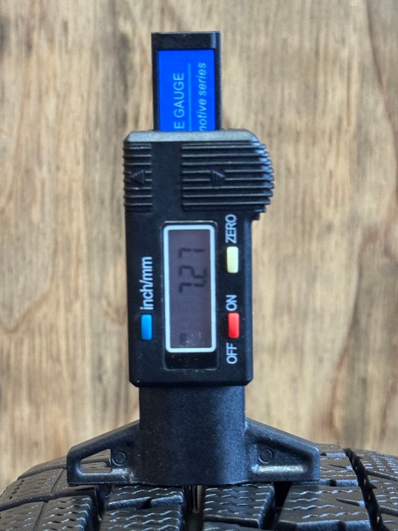 タイヤ・ホイール (262)155/65R14 DUNLOP WINTER MAXX 01