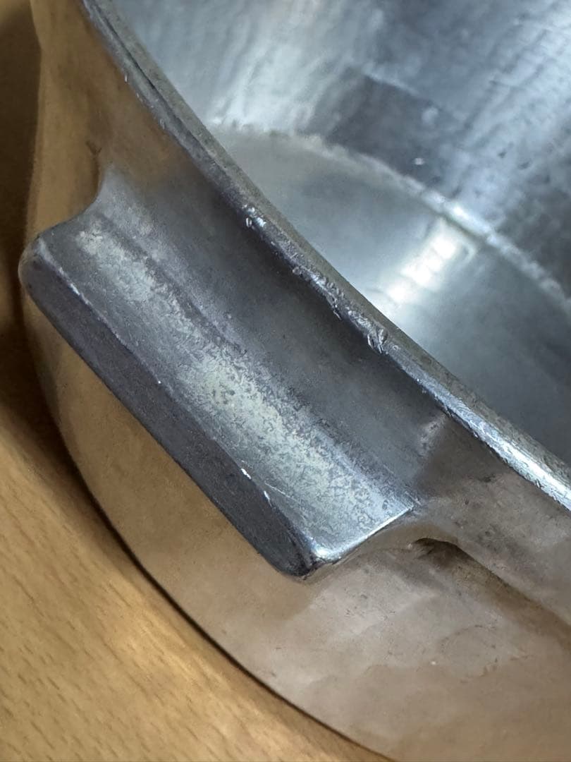 茂作製　アルミ製両手鍋 ハンマー仕上げ 蒸し器付き