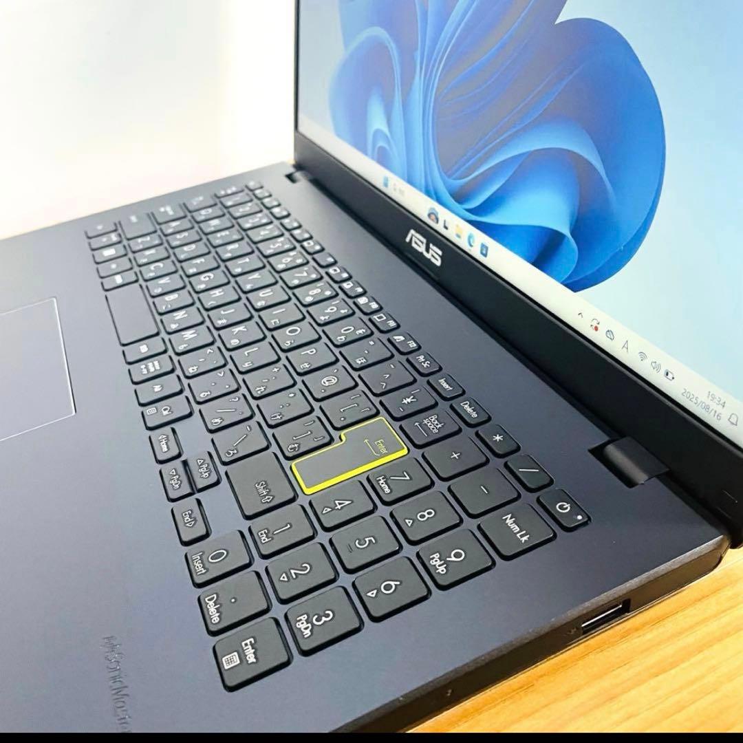 設定済み2022モデル薄型ASUSノートパソコンSSDwin11オフィスカメラ