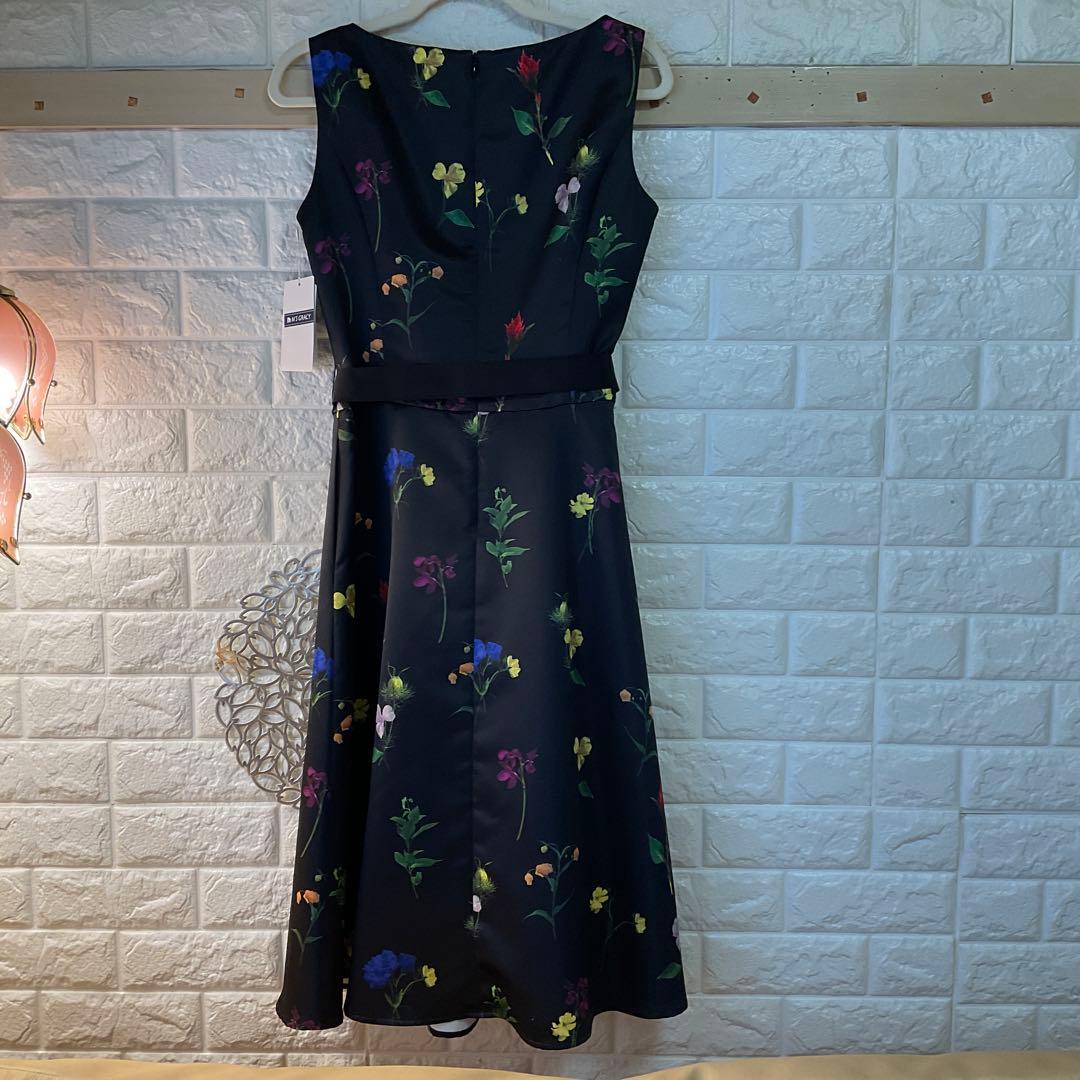 最終値下げ。エムズグレイシー　サテンブラック花柄ワンピース　未使用タグ付き