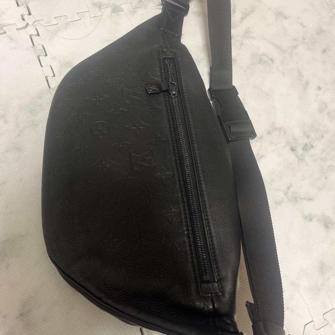 Louis Vuitton ブラック ボディバッグ