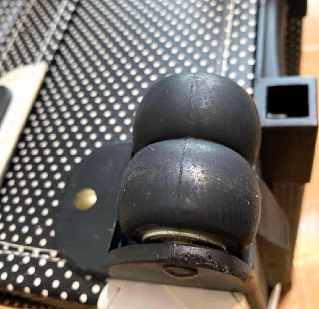 ゴスロリータメイドキャリーバッグ黒白ドットキャリーケース旅行バッグS機内持ち込み