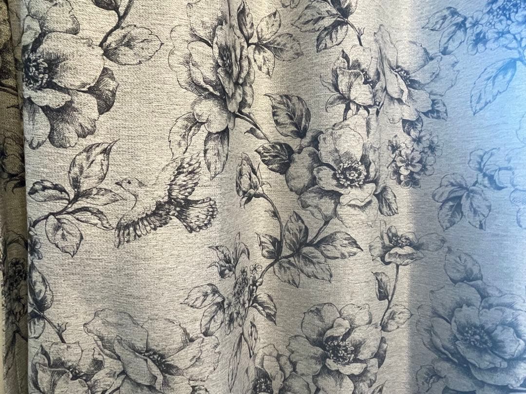 遮光カーテン　グレー地　花柄　ドレープ&レースカーテン　フレンチ　4点セット