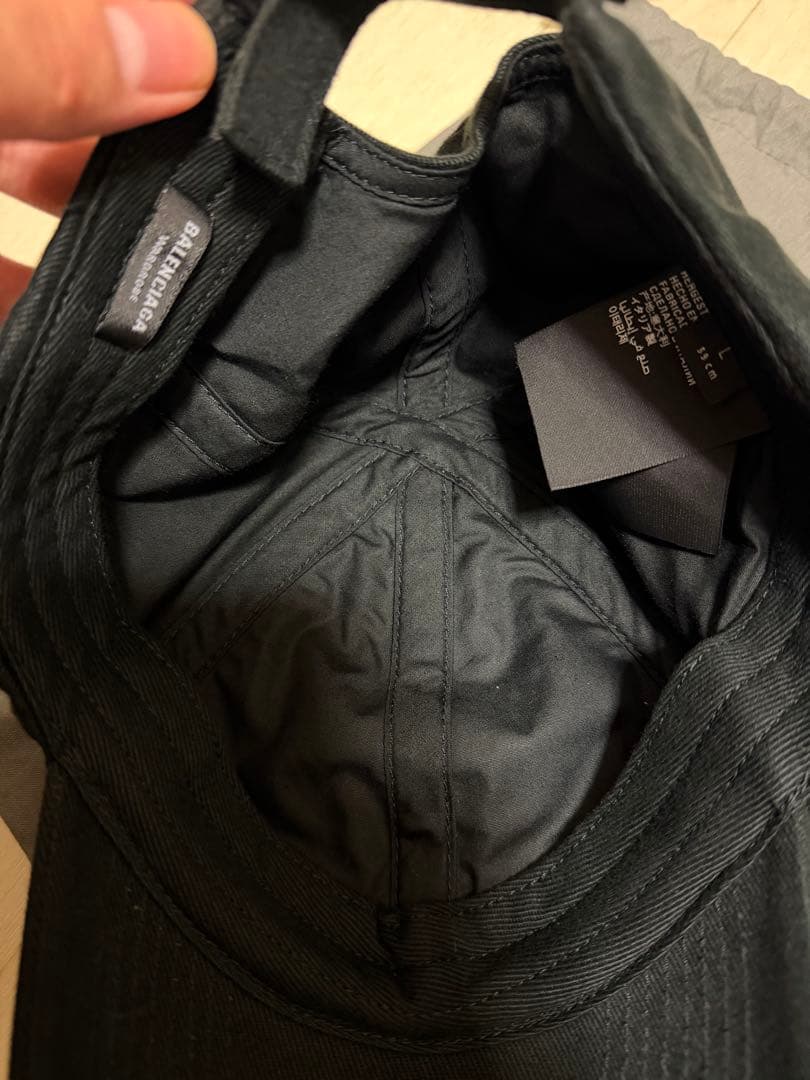 新品 BALENCIAGA 帽子　キャップ　黒