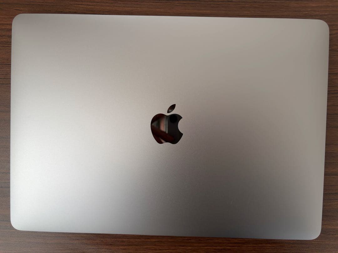 MacBook Air M1 8GB 13インチ 本体