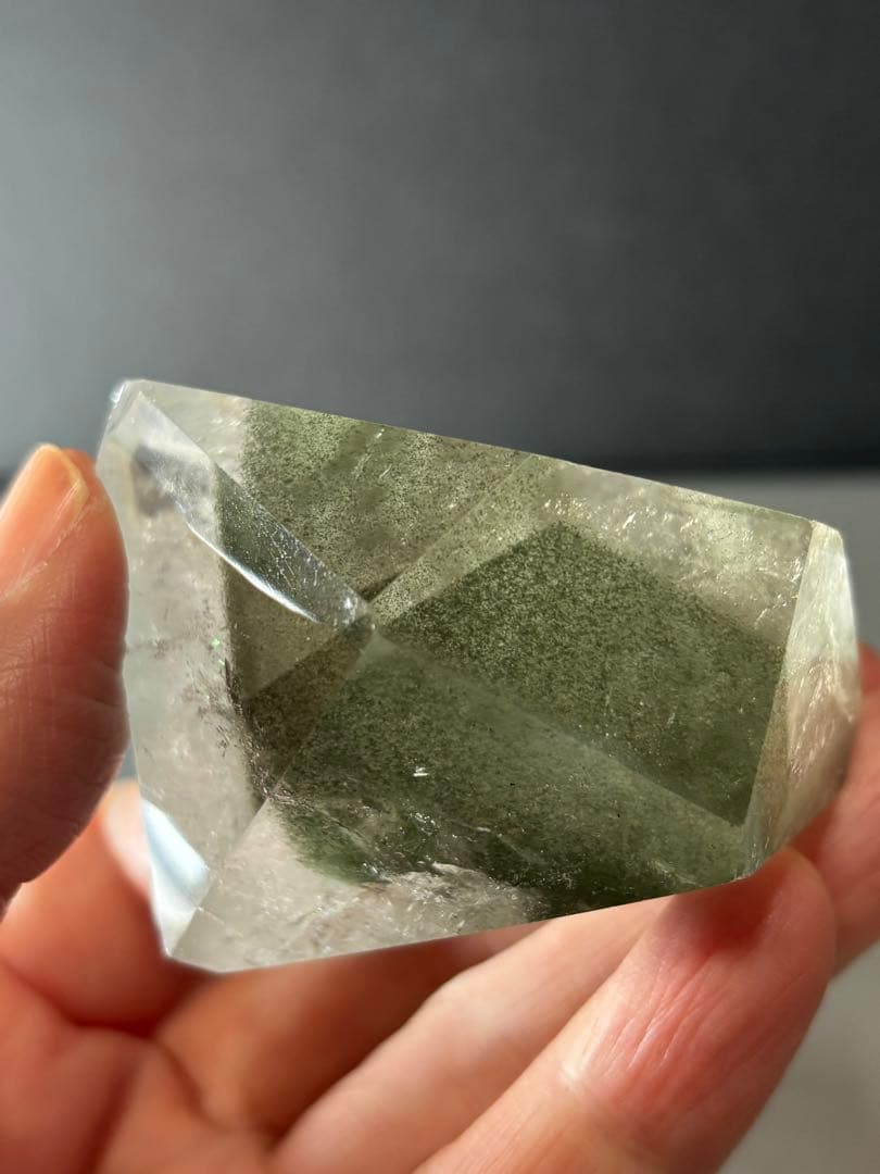 グリーンファントム　グリーンガーデン　フリーカット　151g 天然石