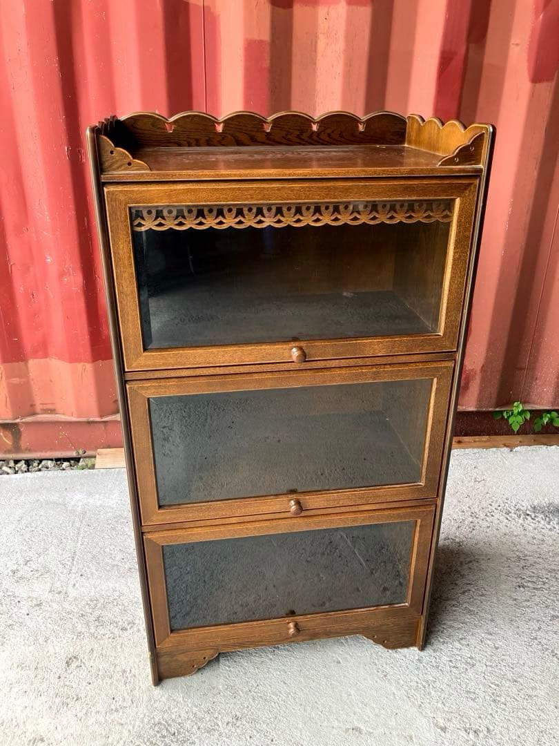 ガラスキャビネット　インテルナ南條