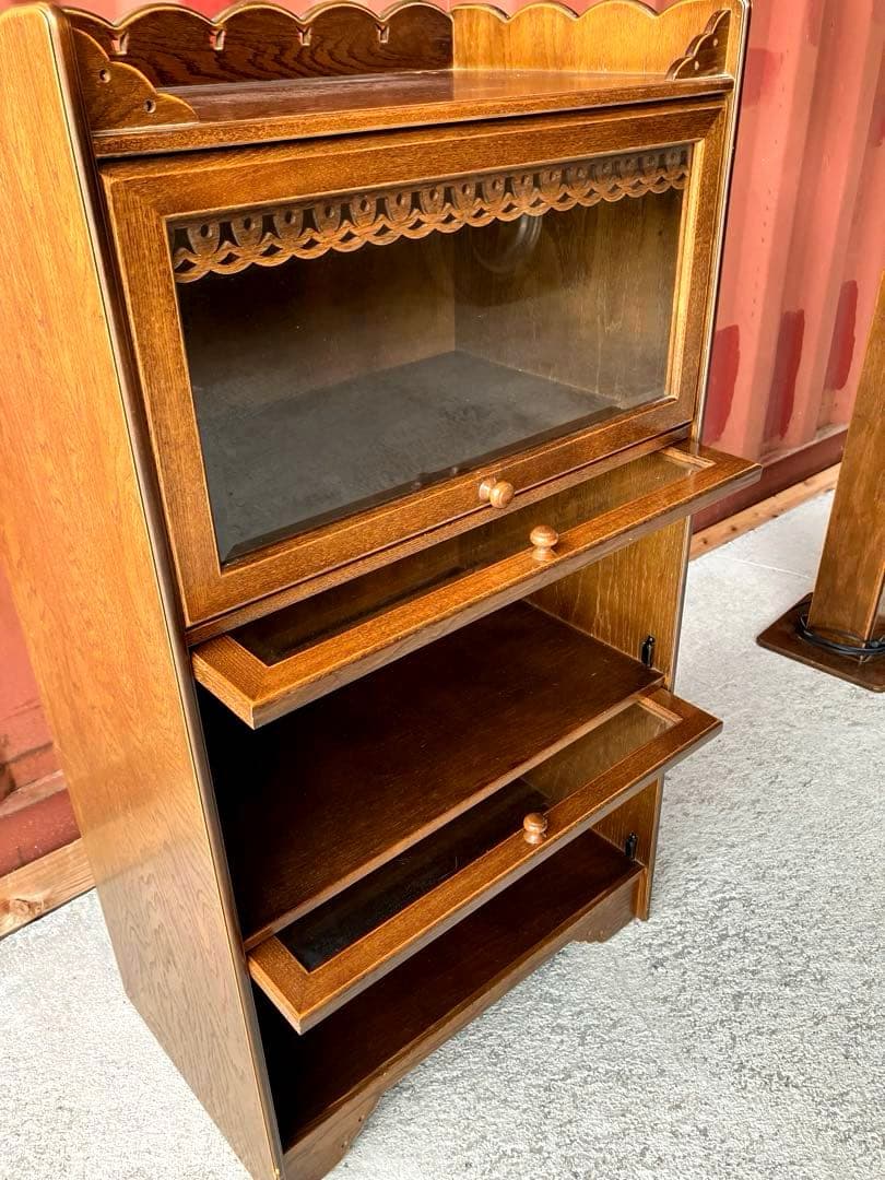 ガラスキャビネット　インテルナ南條