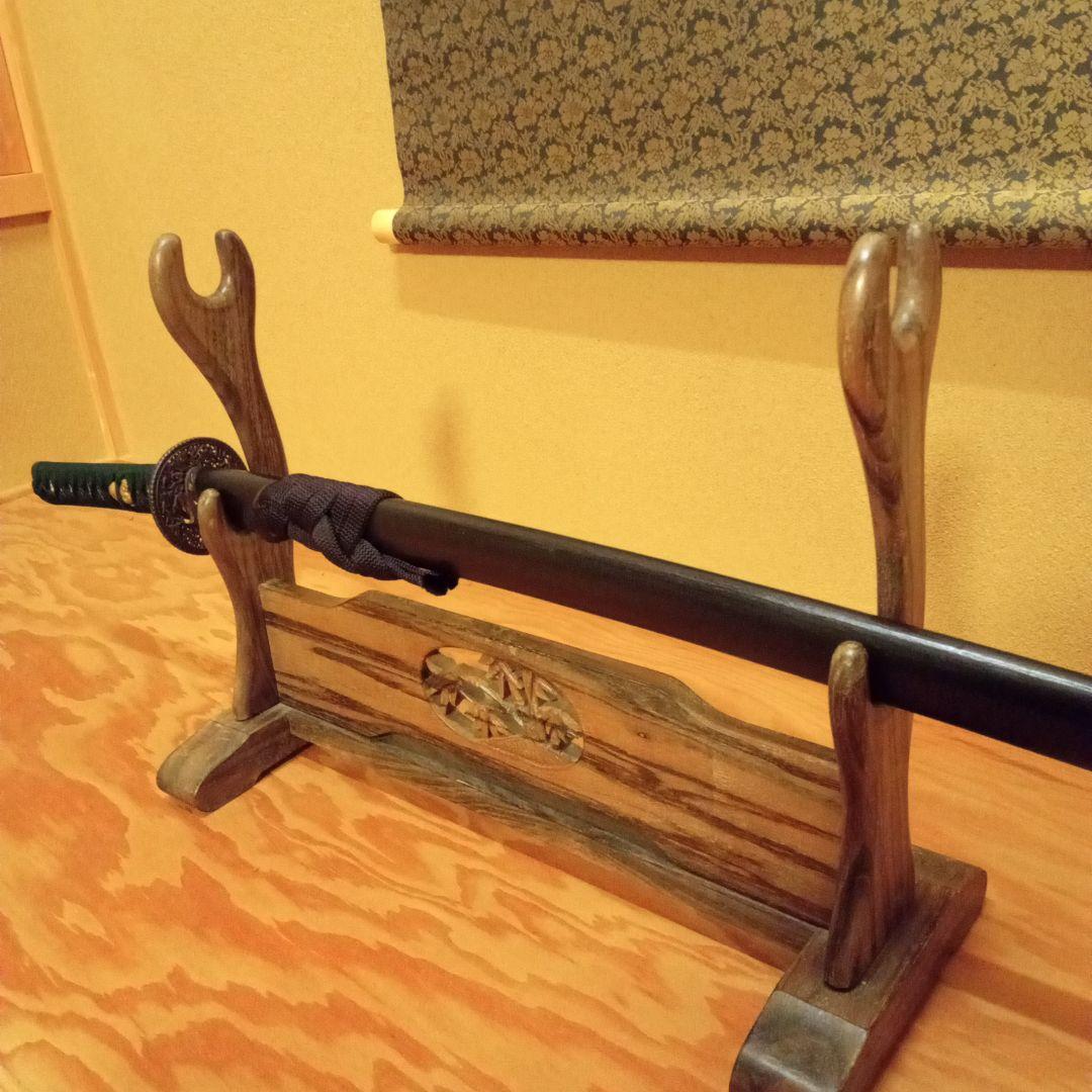 【希少作】「笹竹飾彫り」刀掛け　冨次精斎(宮大工 名工)