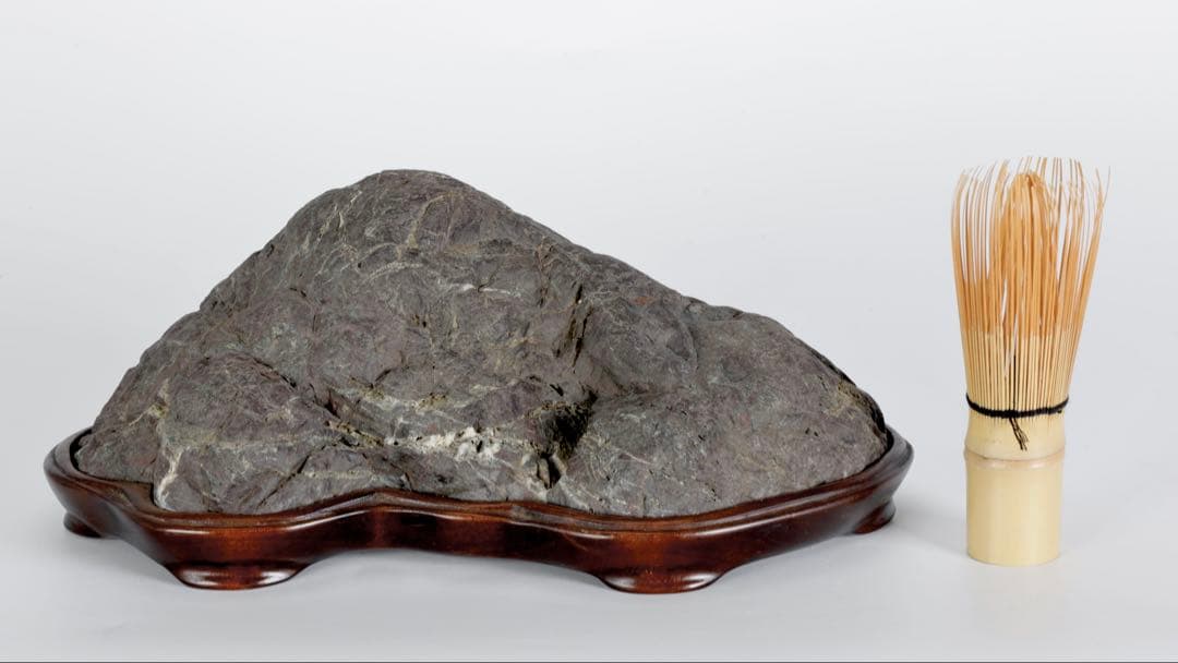 山景石 連山 遠山景 観賞石 台座付 3.4kg 水石 自然石 景石 盆景 盆石