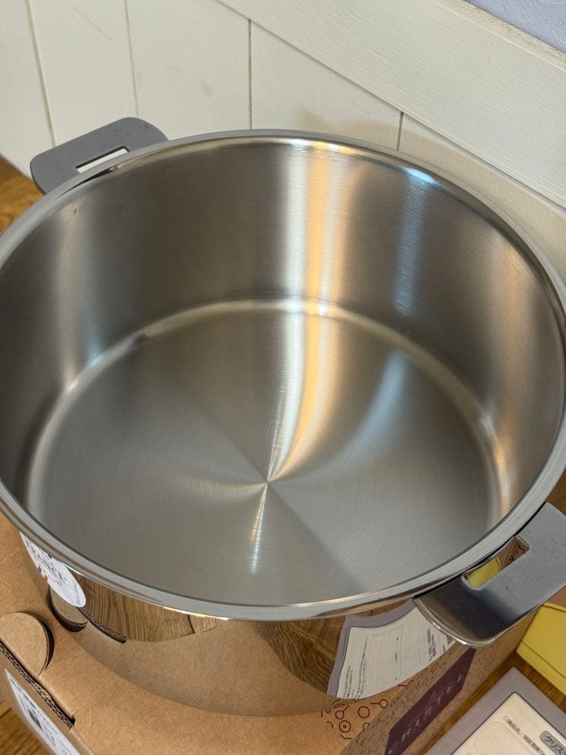 新品　CRISTEL 両手深鍋 G 22cm フランス製