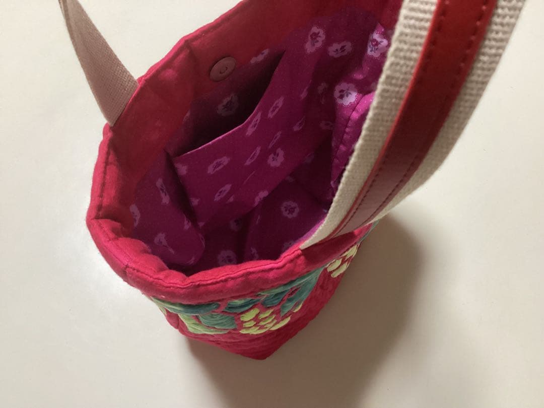ハンドメイド　ステンドキルト　トートバッグ