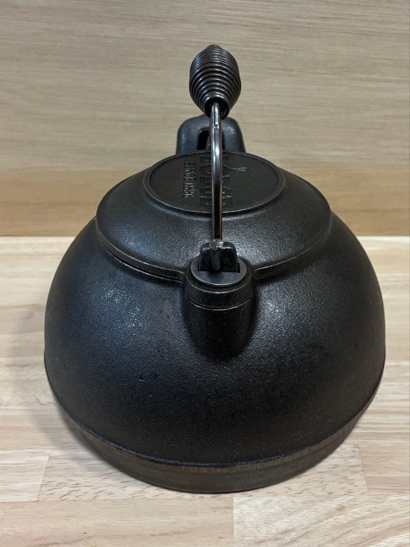 未使用LODGE ロッジ 鋳鉄ティーケトル 2TK2 スプリングハンドル 廃盤品