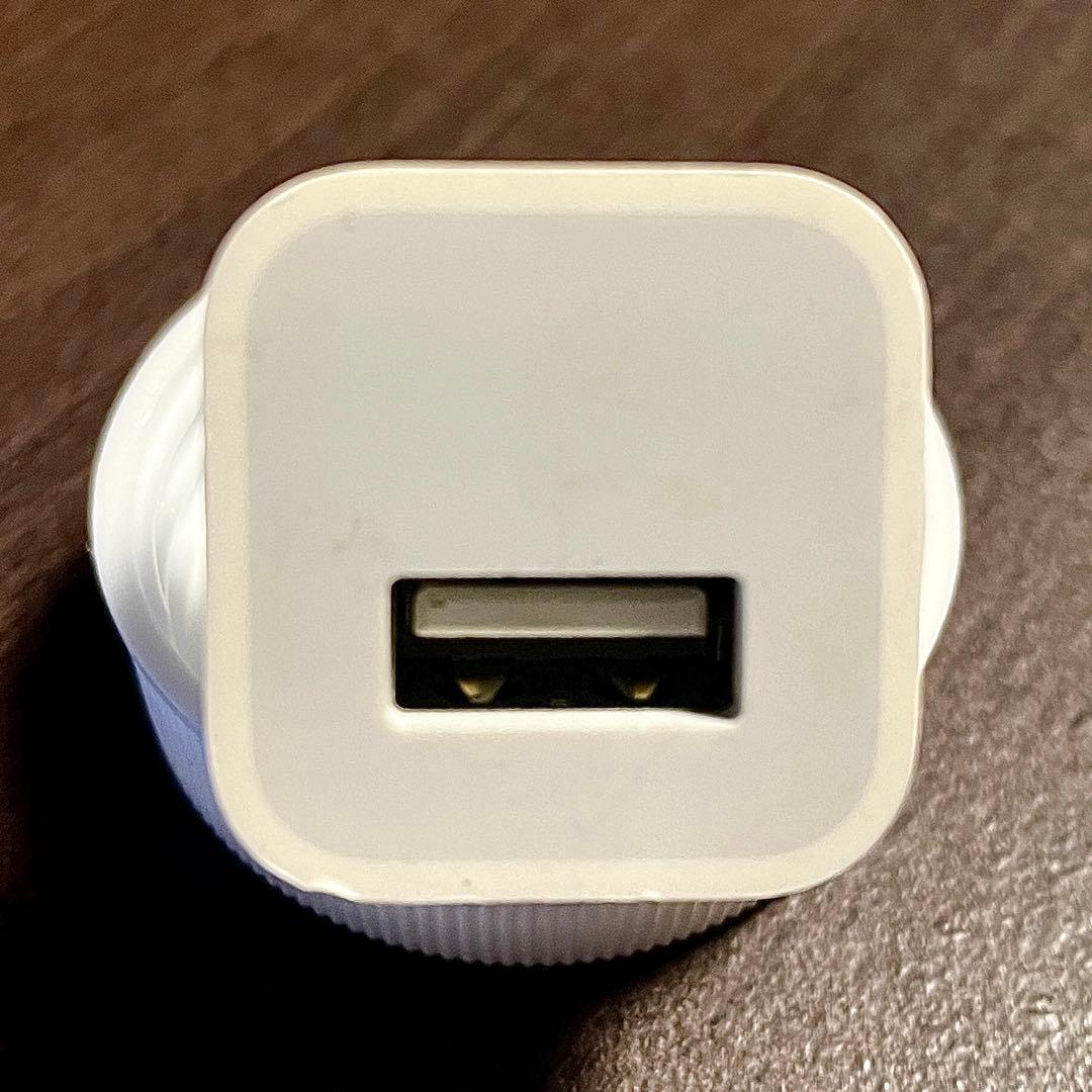 【美品】充電セット付き iPhone 8 ゴールド 64GB 本体 ケース付き