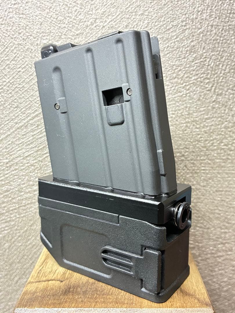 R7-45 東京マルイ GBB M4 マガジンアダプター 外部ソース仕様