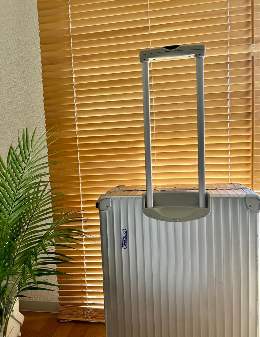 RIMOWA リモワ 大型 2輪 ヴィンテージ シルバー 旧モデル ドイツ購入