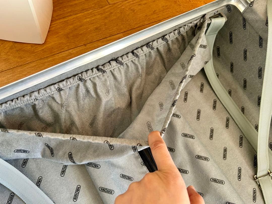 RIMOWA リモワ 大型 2輪 ヴィンテージ シルバー 旧モデル ドイツ購入