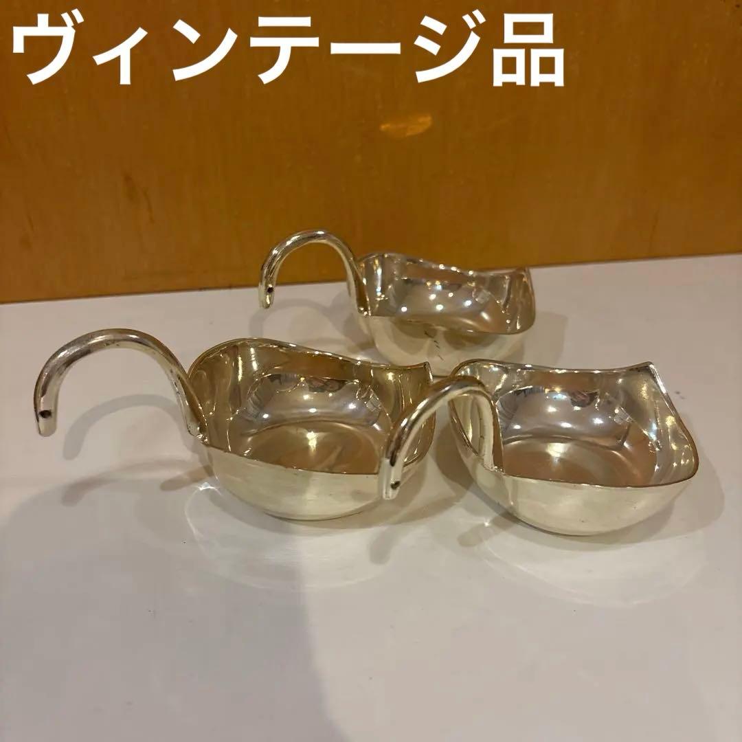 真鍮製 リーフ型 器　小物入れ　ヴィンテージ　フランス　1970年代