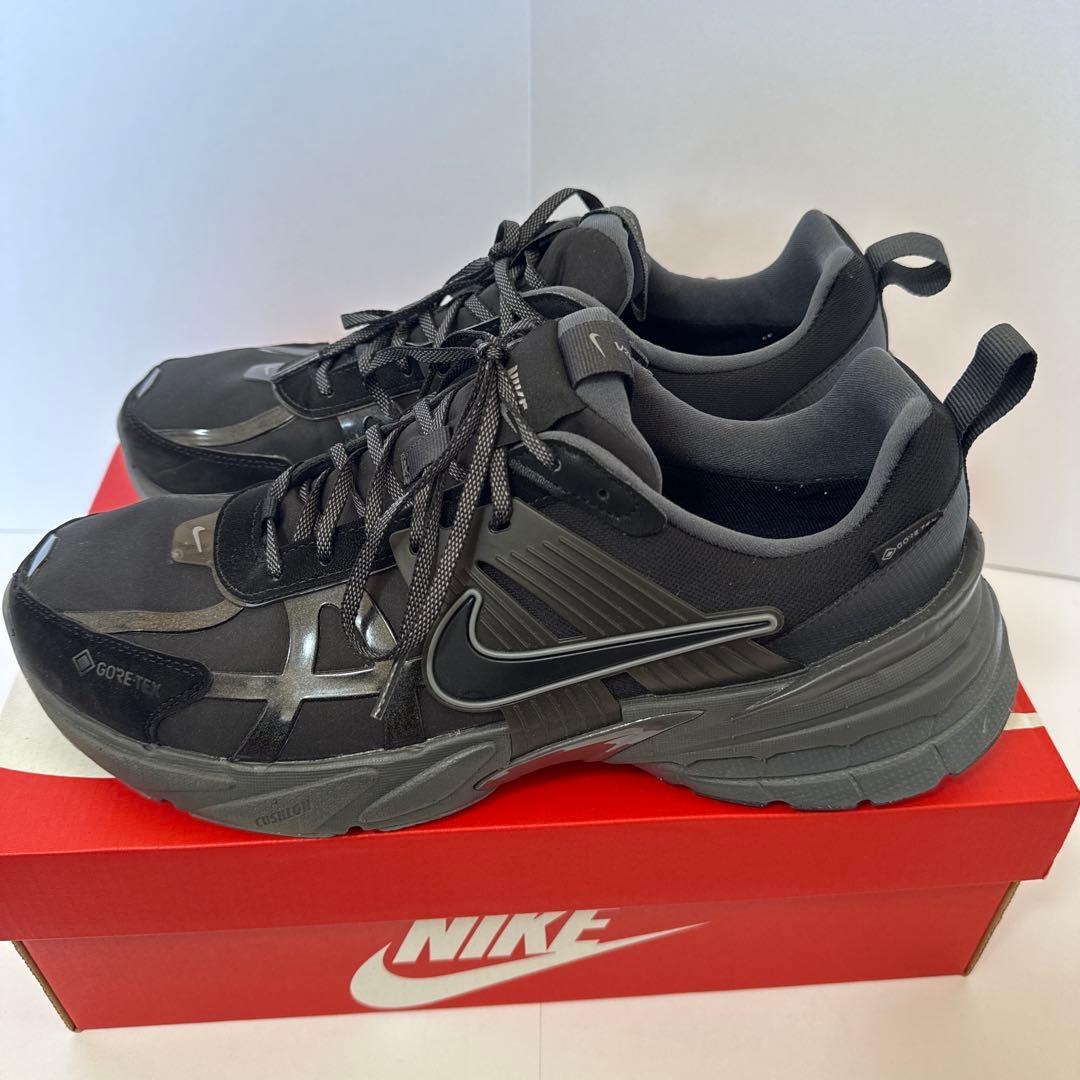 NIKE GORE-TEX ブラック スニーカー