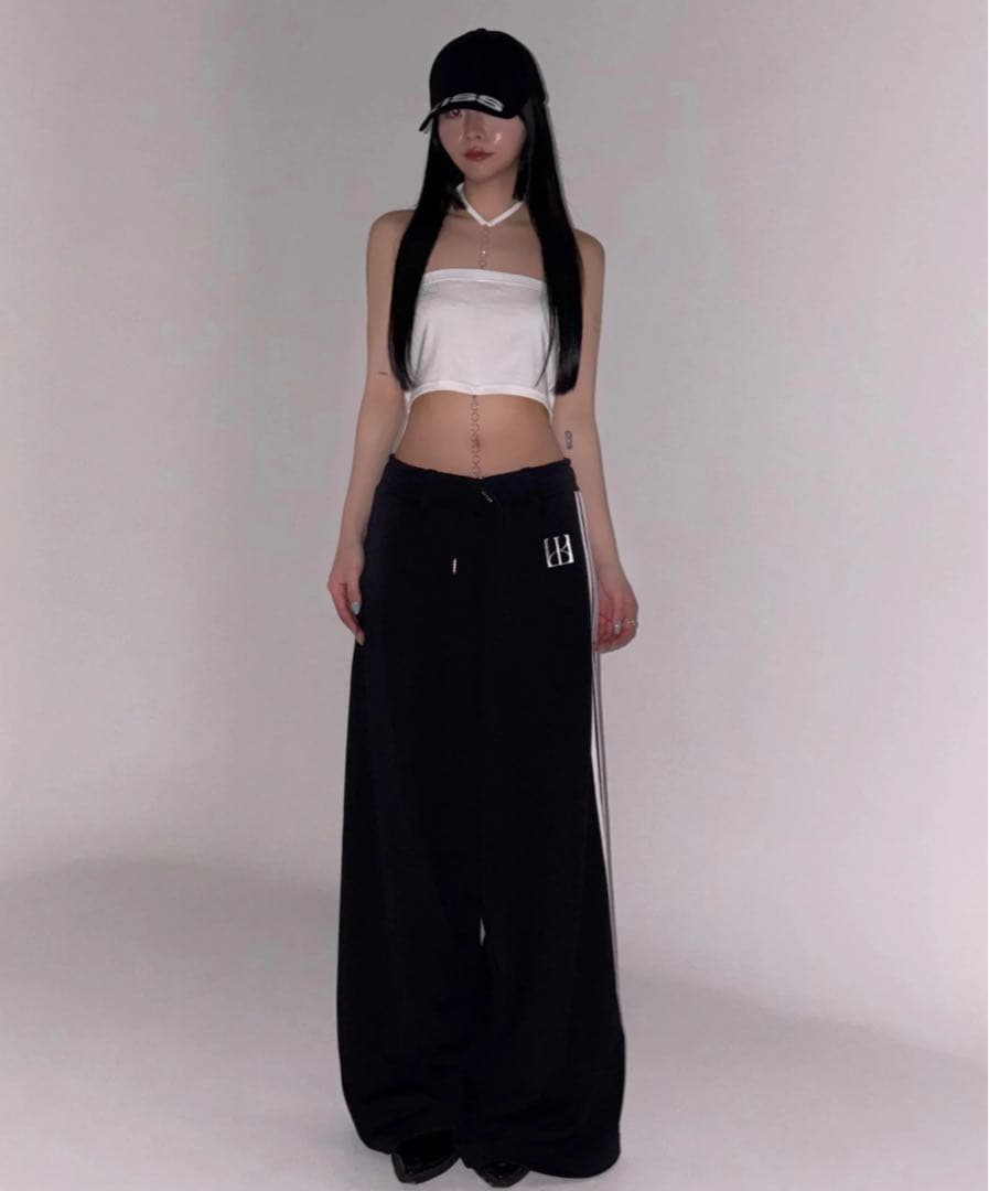 トップス kiss the club line unisex jersey