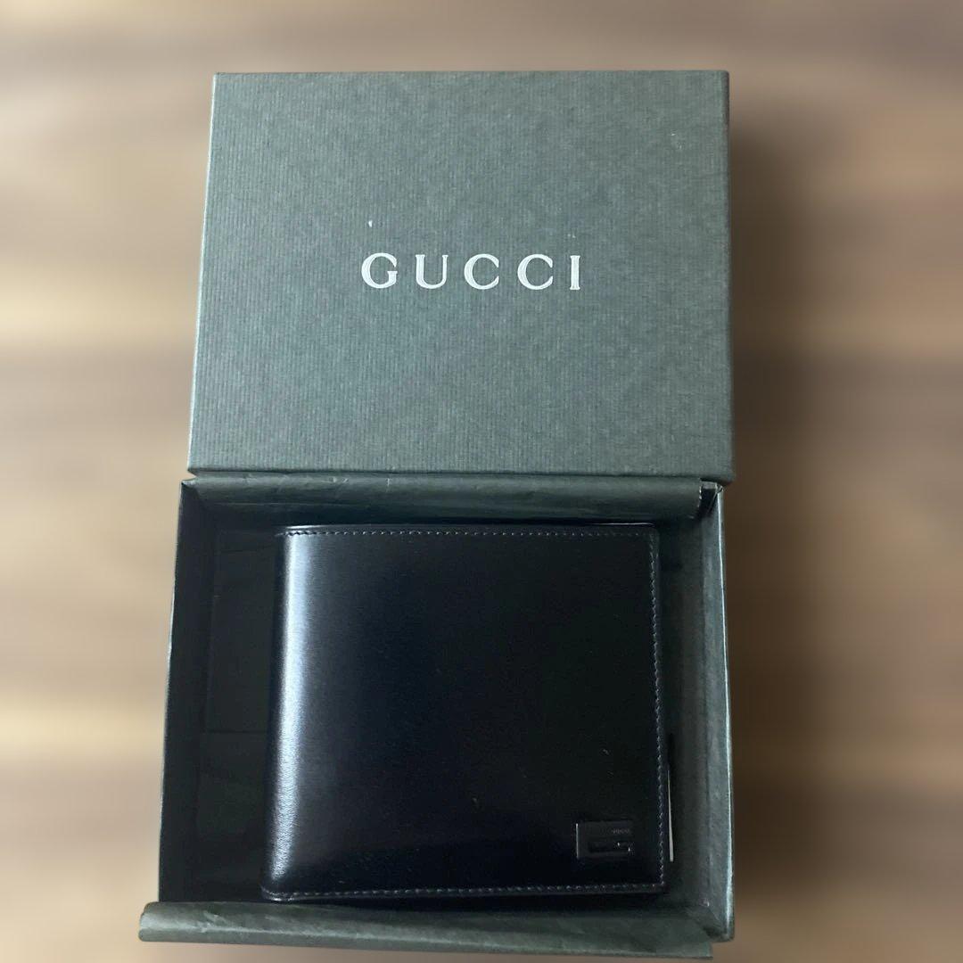 佐*ん様 GUCCI 二つ折り財布 ブラック