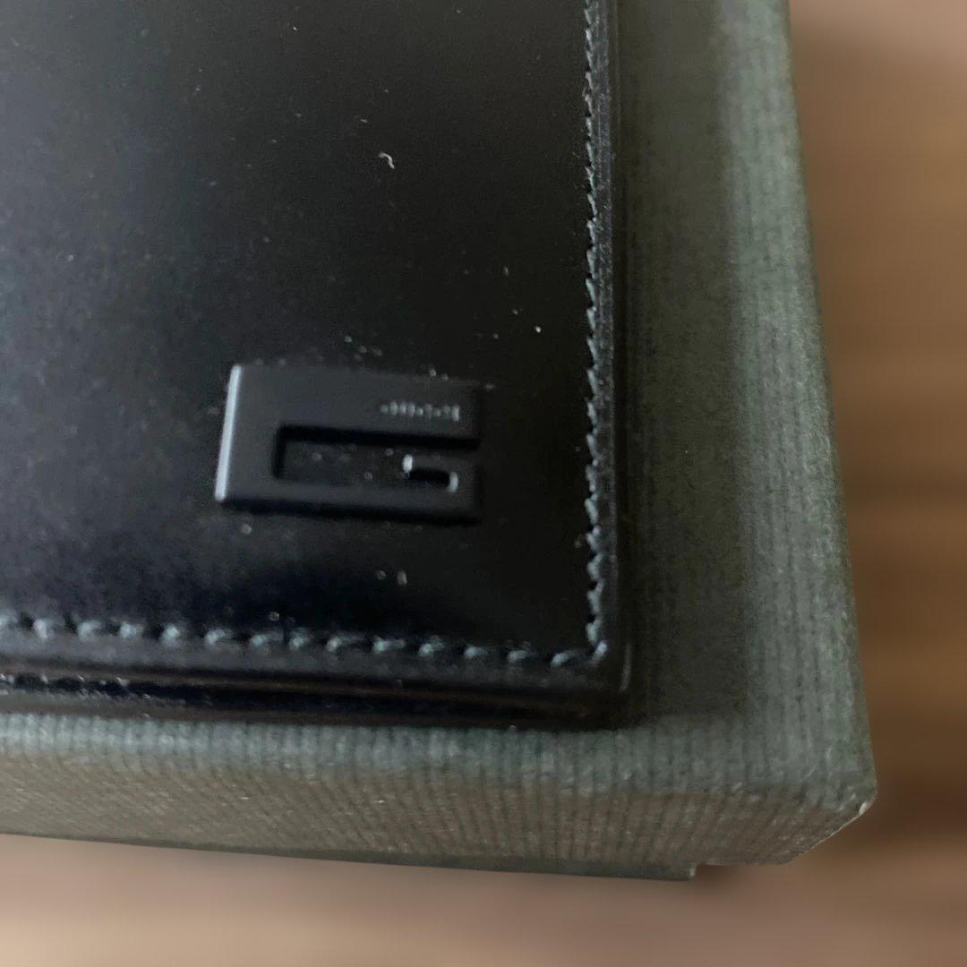 佐*ん様 GUCCI 二つ折り財布 ブラック