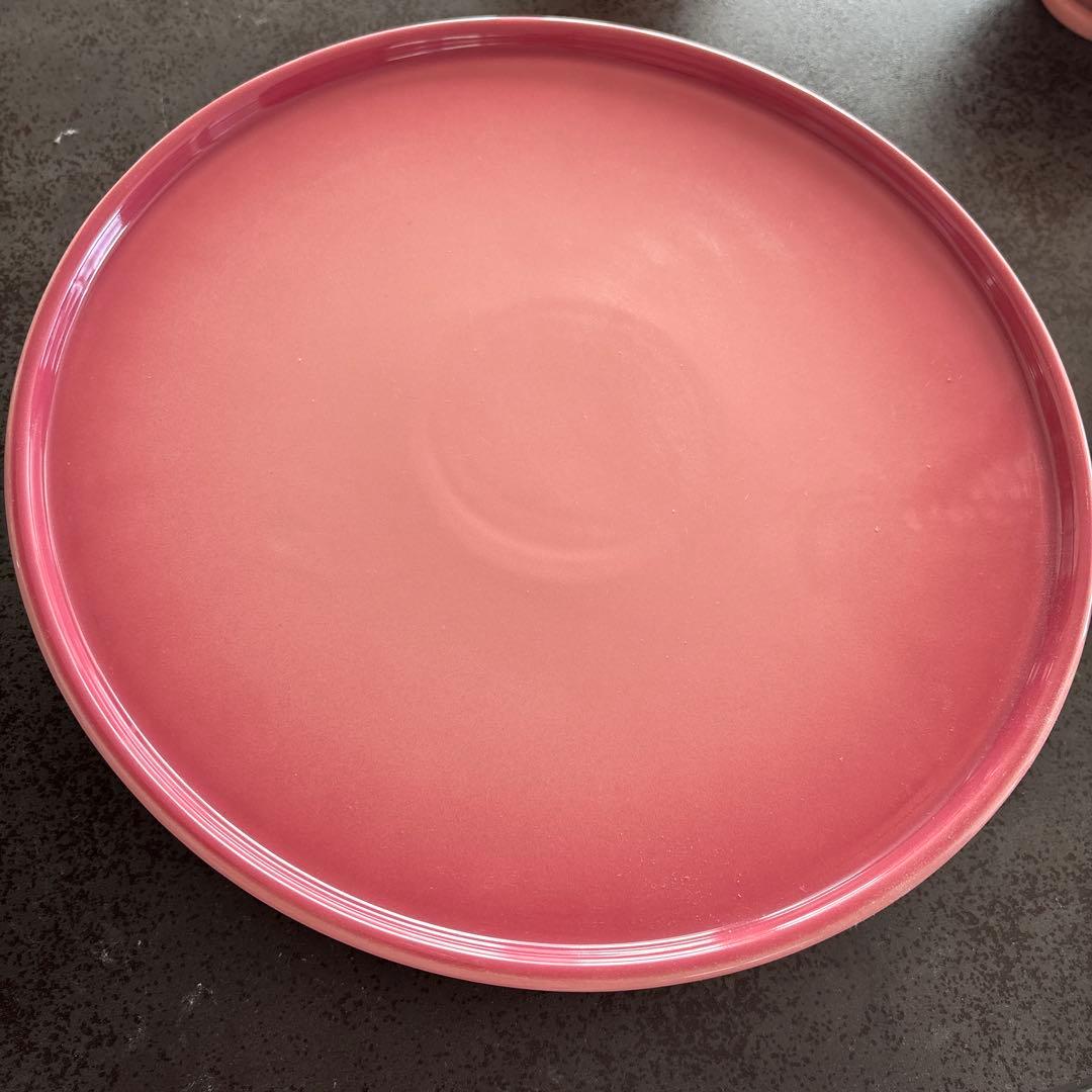 ルクルーゼ　ケーキ皿　ケーキスタンド