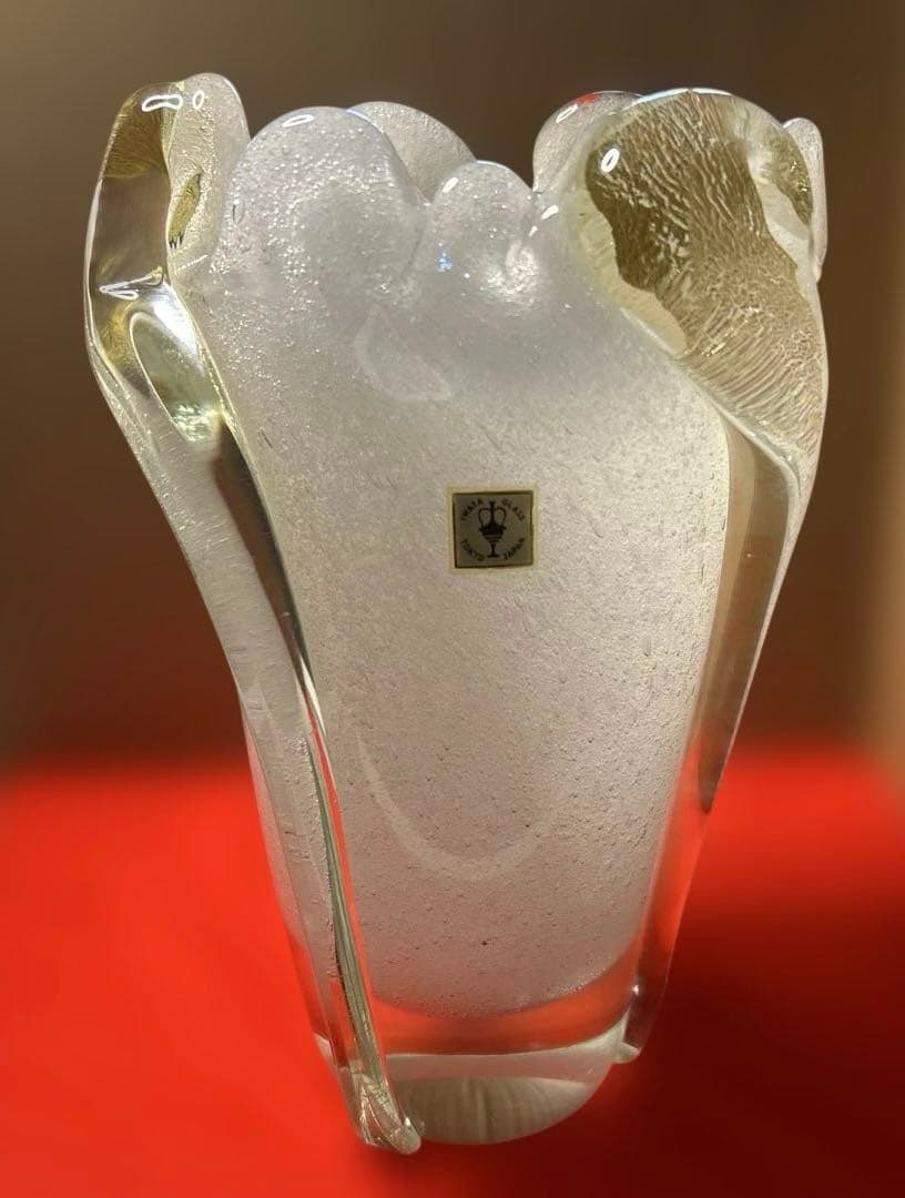 イワタガラス　フラワーベース　透明ガラス、白色、金色 吹きガラスの手法