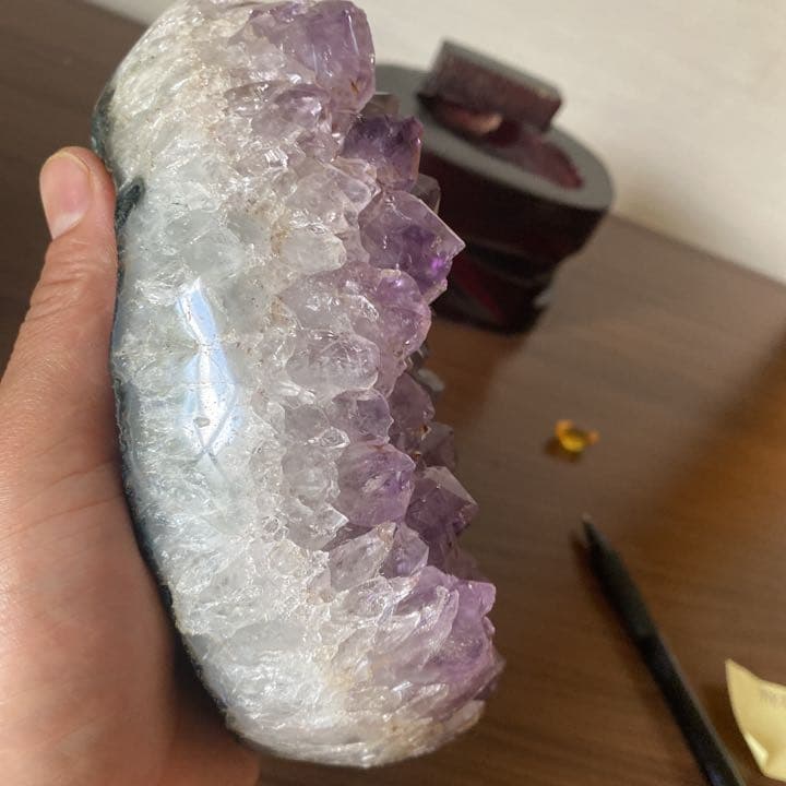 【極上】ブラジル產超大晶體アメジストクラスター原石（幸運水晶）アメジスト、