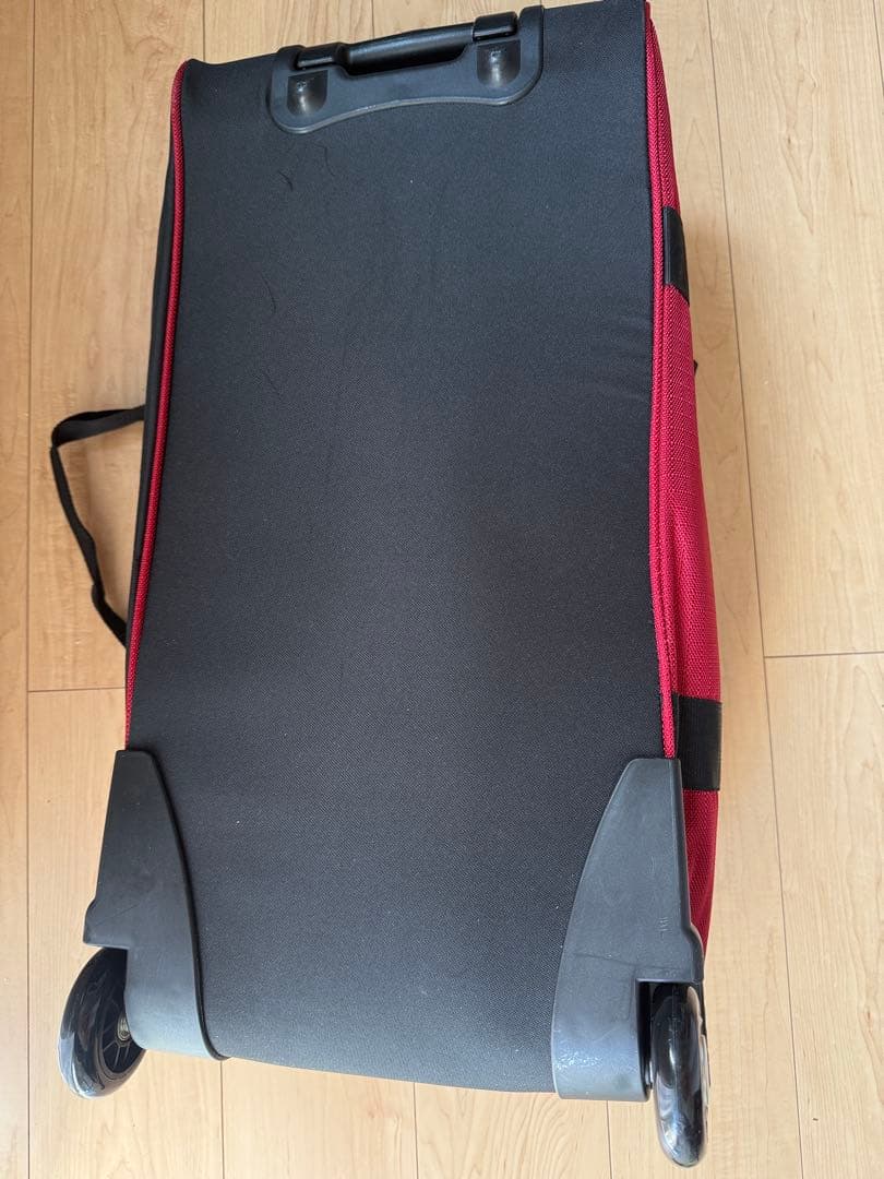 キャリーバッグ ダッフルバッグ 赤 (使用感あり)