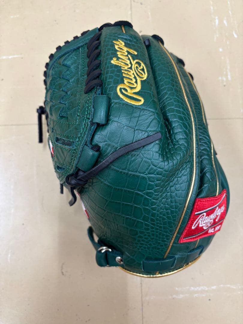 ローリングス　左　投手用　軟式グローブ