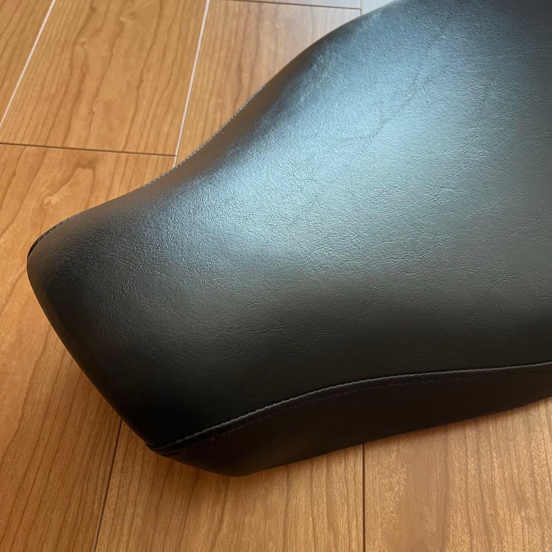 【美品】ハーレーXL883/1200純正バッドランダーシート（07〜09）車検可