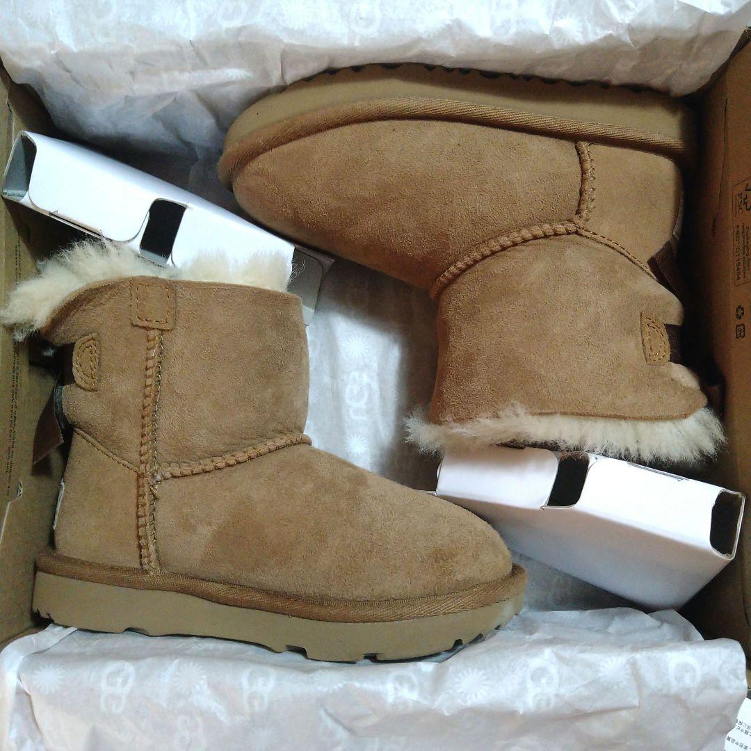 アグ UGG ブーツ　ミニ ベイリー ボウ　リボン　キッズ　17cm
