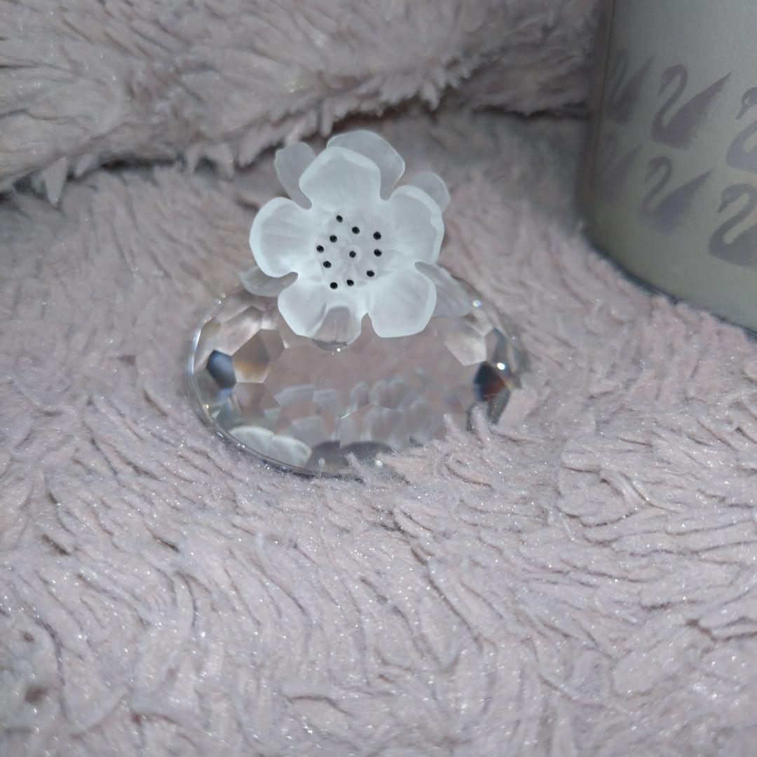 お値下げ【希少❗️】Swarovski クリスタル 小物入れ 花の蓋付き