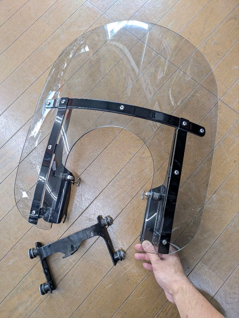 ハーレー純正　スプリンガーフォーク用ウインドシールドセット　ブラケット付き