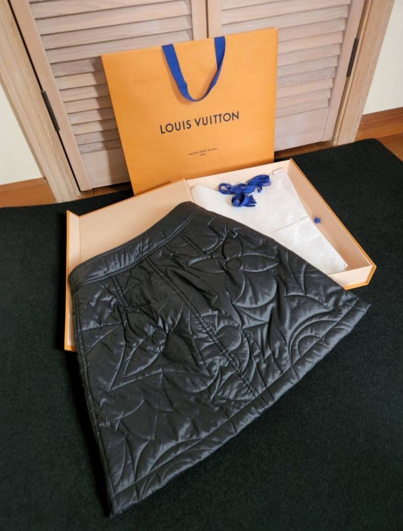 ルイヴィトン　モノグラム　フラワー　キルティングスカート美品♪