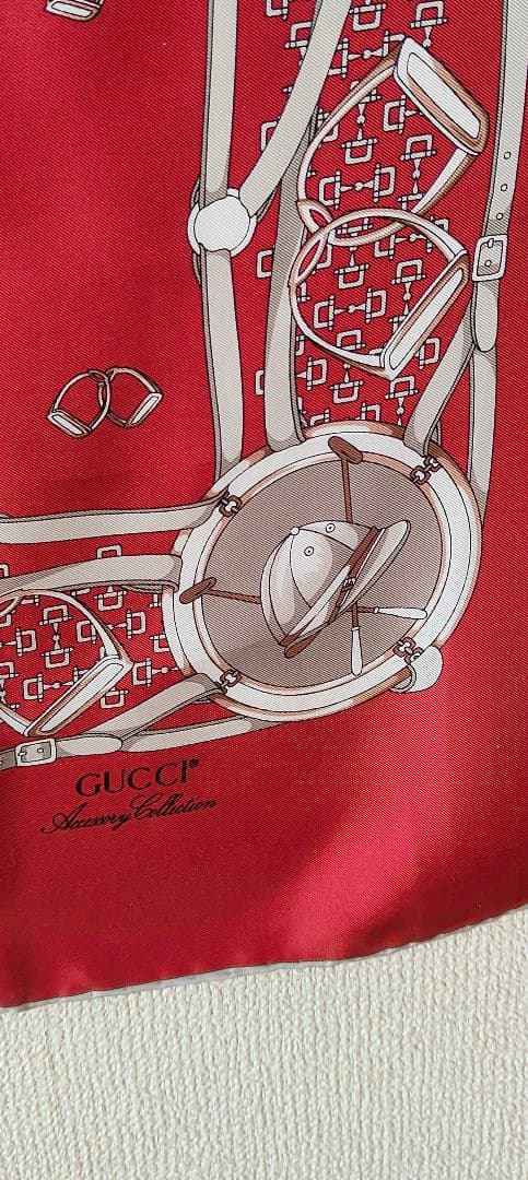 GUCCI ラグジュアリーコレクション シルクスカーフ