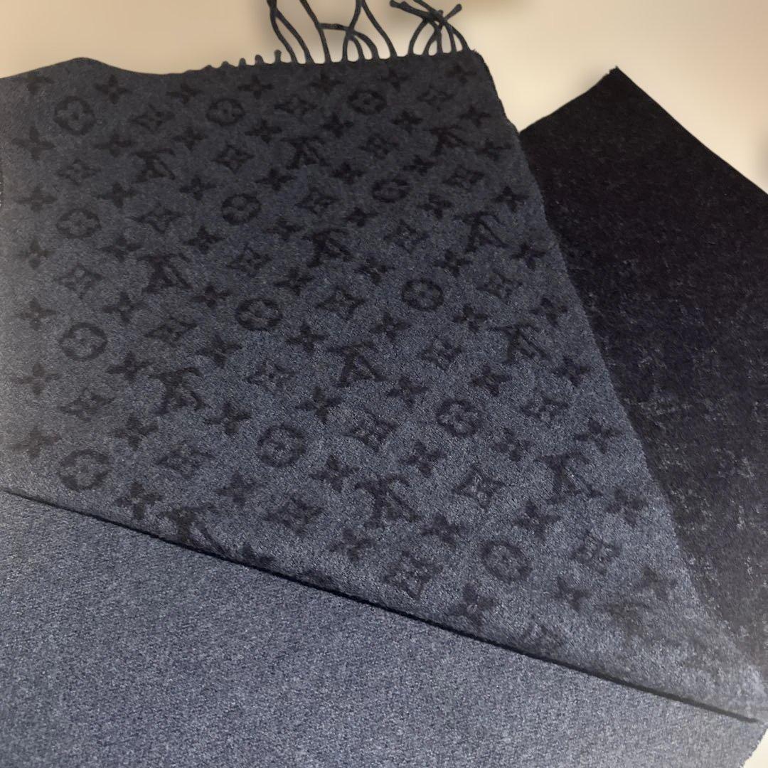 ルイヴィトン　マフラー　グラデーション　ネイビー　グレー系　暖かいです　箱付き