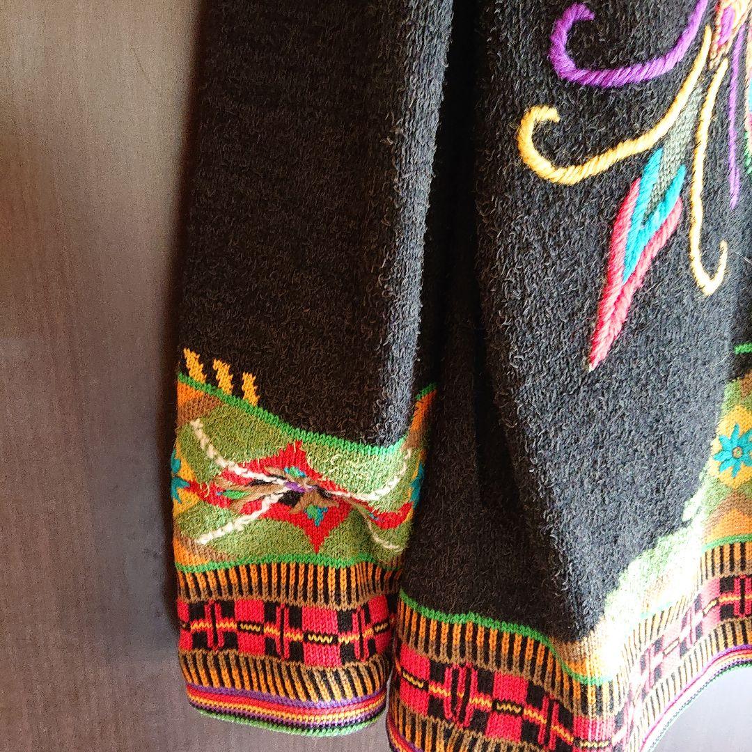 フィッチェウォーモヨシユキコニシニットコート刺繍がゴージャス 値下げ不可