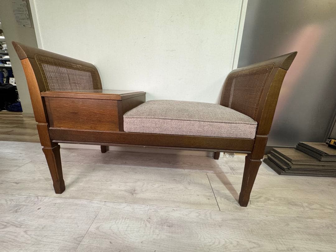 マルニ　maruni　地中海　サイドテーブル　電話台　ソファ