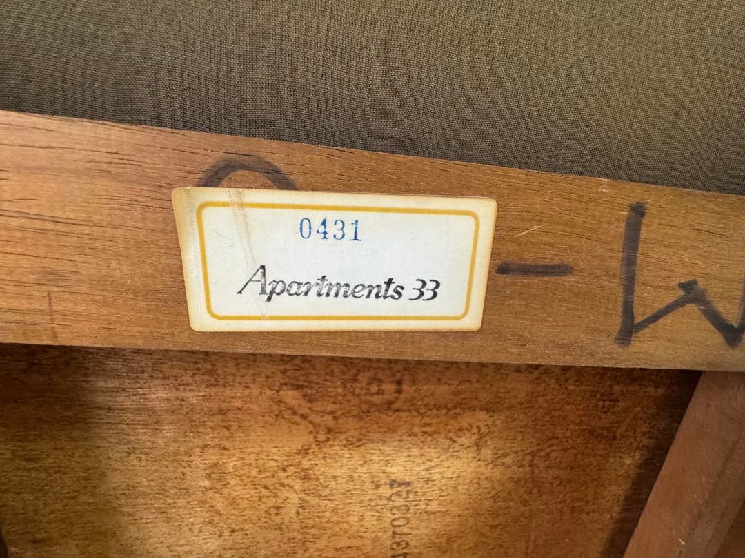 マルニ　maruni　地中海　サイドテーブル　電話台　ソファ