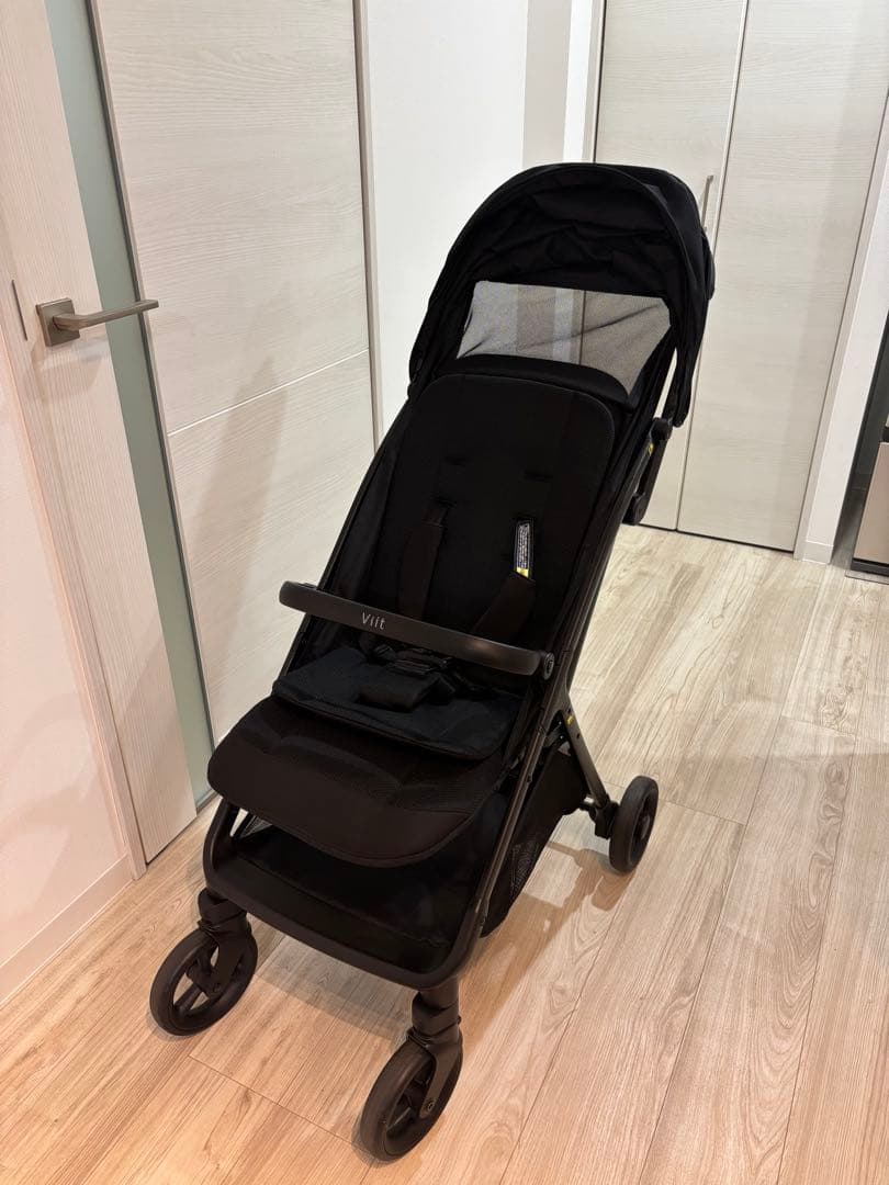 Aprica Viit アップリカ ヴィット シートライナー、レインカバー付属