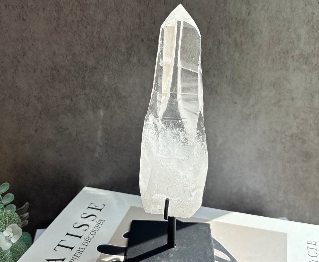 《レムリアンシード＊大型ポイント×クォーツイン・虹入り》