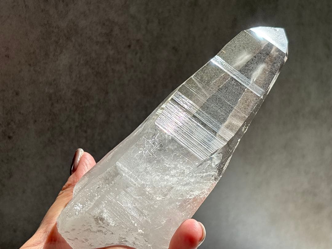 《レムリアンシード＊大型ポイント×クォーツイン・虹入り》