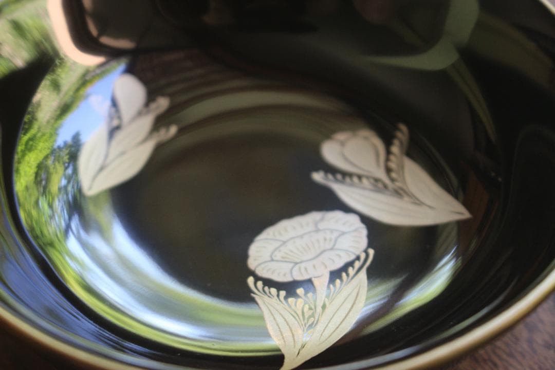 ばら売り可！時代金縁黒漆に優美な草花蒔絵の映える小皿7点（検輪島塗蒔絵皿菓子皿