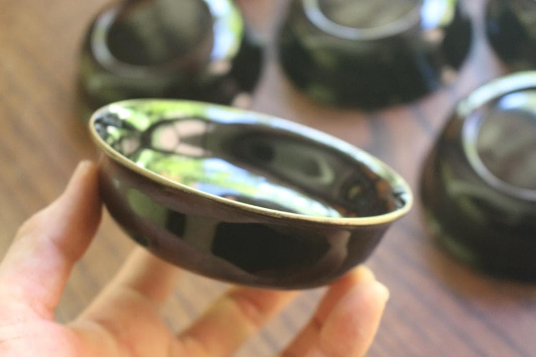 ばら売り可！時代金縁黒漆に優美な草花蒔絵の映える小皿7点（検輪島塗蒔絵皿菓子皿