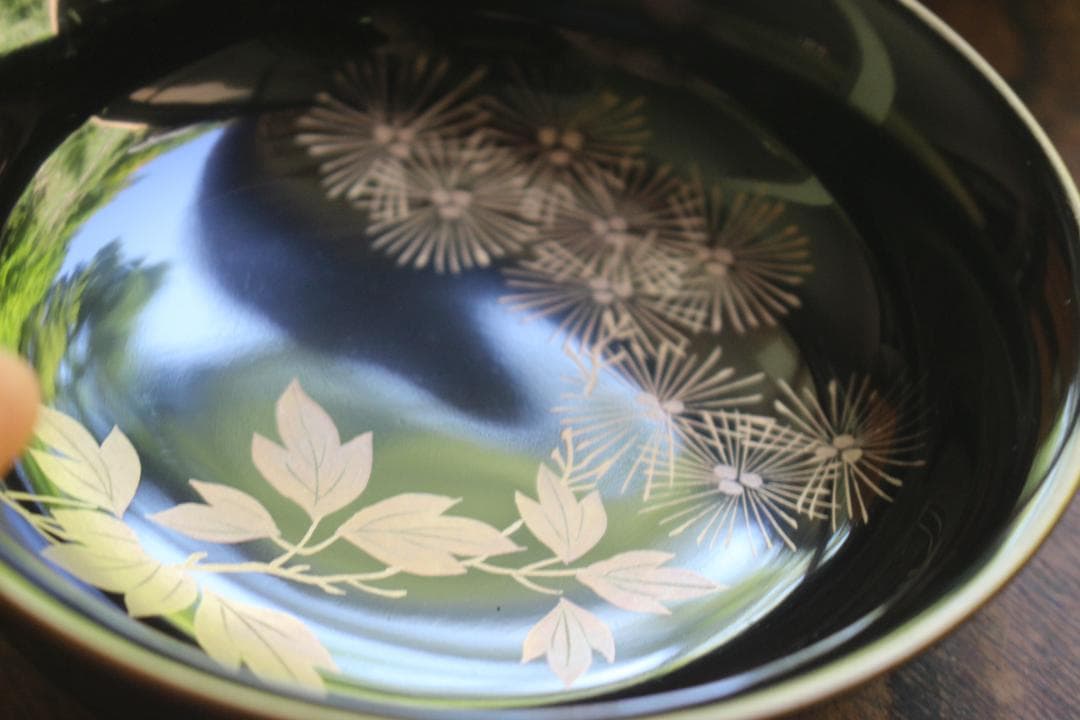 ばら売り可！時代金縁黒漆に優美な草花蒔絵の映える小皿7点（検輪島塗蒔絵皿菓子皿