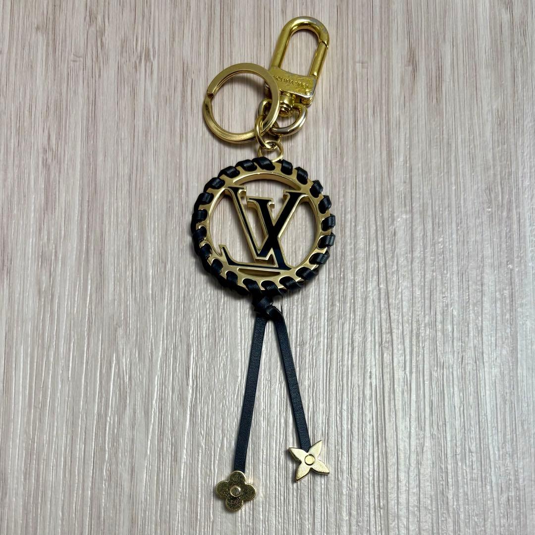 LOUIS VUITTON ルイヴィトン ポルト・クレ・ベリー キーホルダー