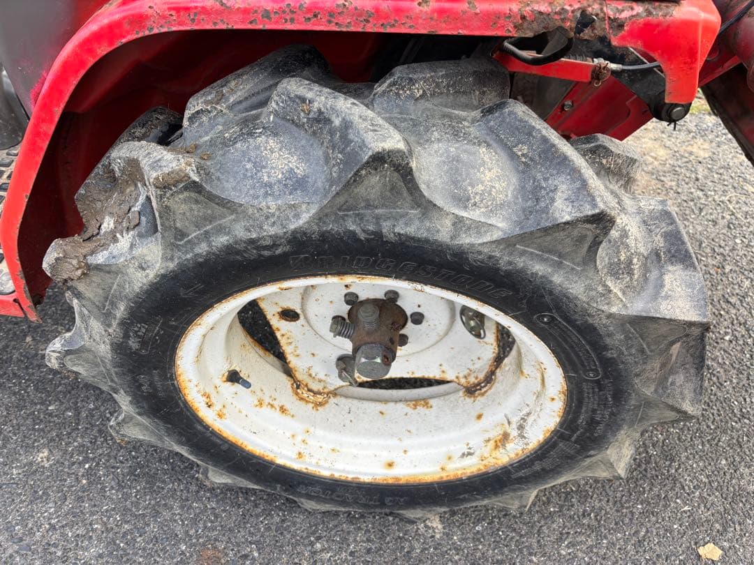 ヤンマートラクターKe-50　4WD 631時間15馬力　自動水平　キャノピー