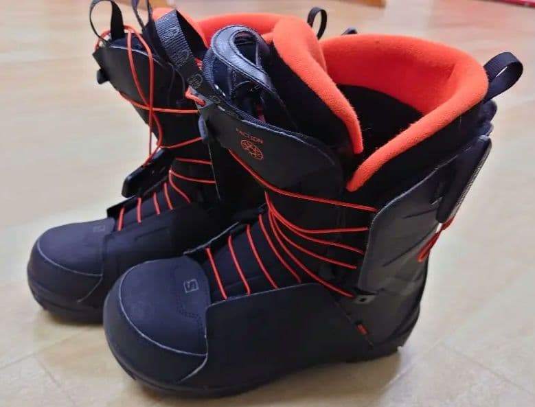 ＊美品Salomon 　FACTION スノーボードブーツ 黒サイズ26.5cm